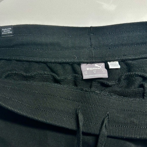 Men’s Puma shorts - Picture 3 of 3